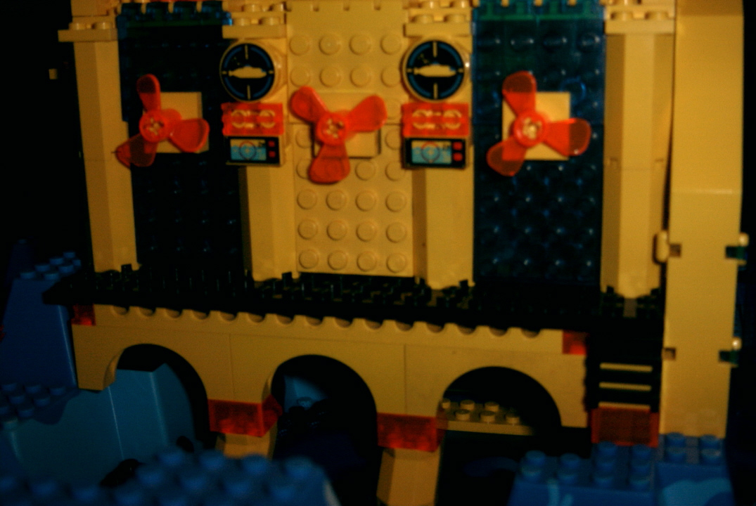 09-firstbuildingh.jpg
