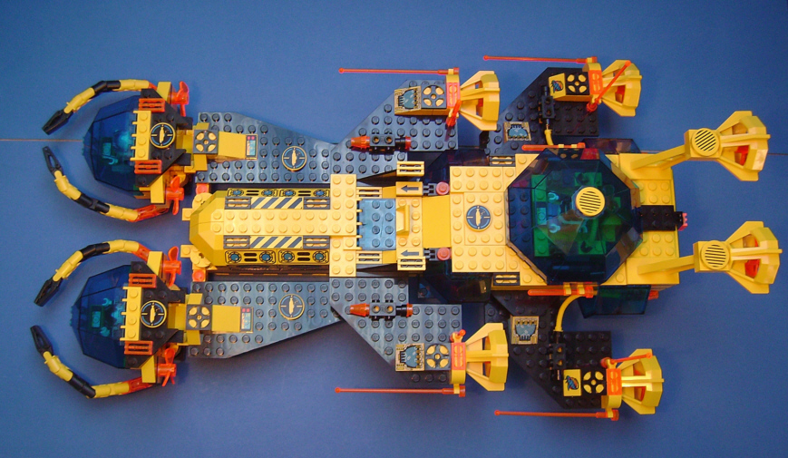 02-aqn-defender.jpg