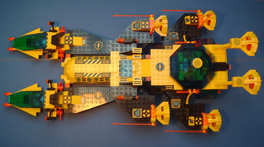 06-aqn-defender.jpg