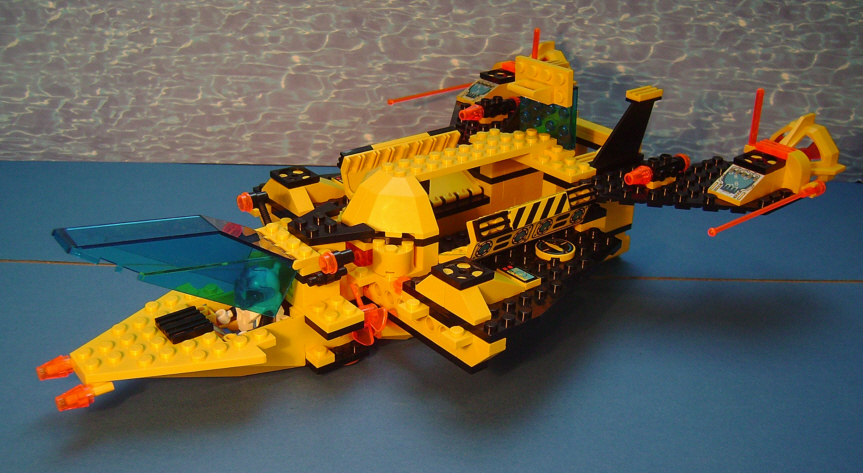 10-aqn-defender.jpg