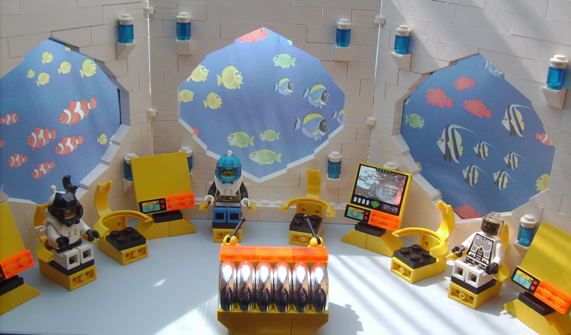 aquanautsroom02.jpg