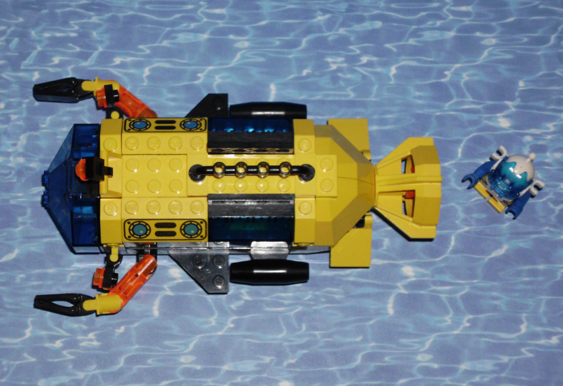 0070-diver-top.jpg