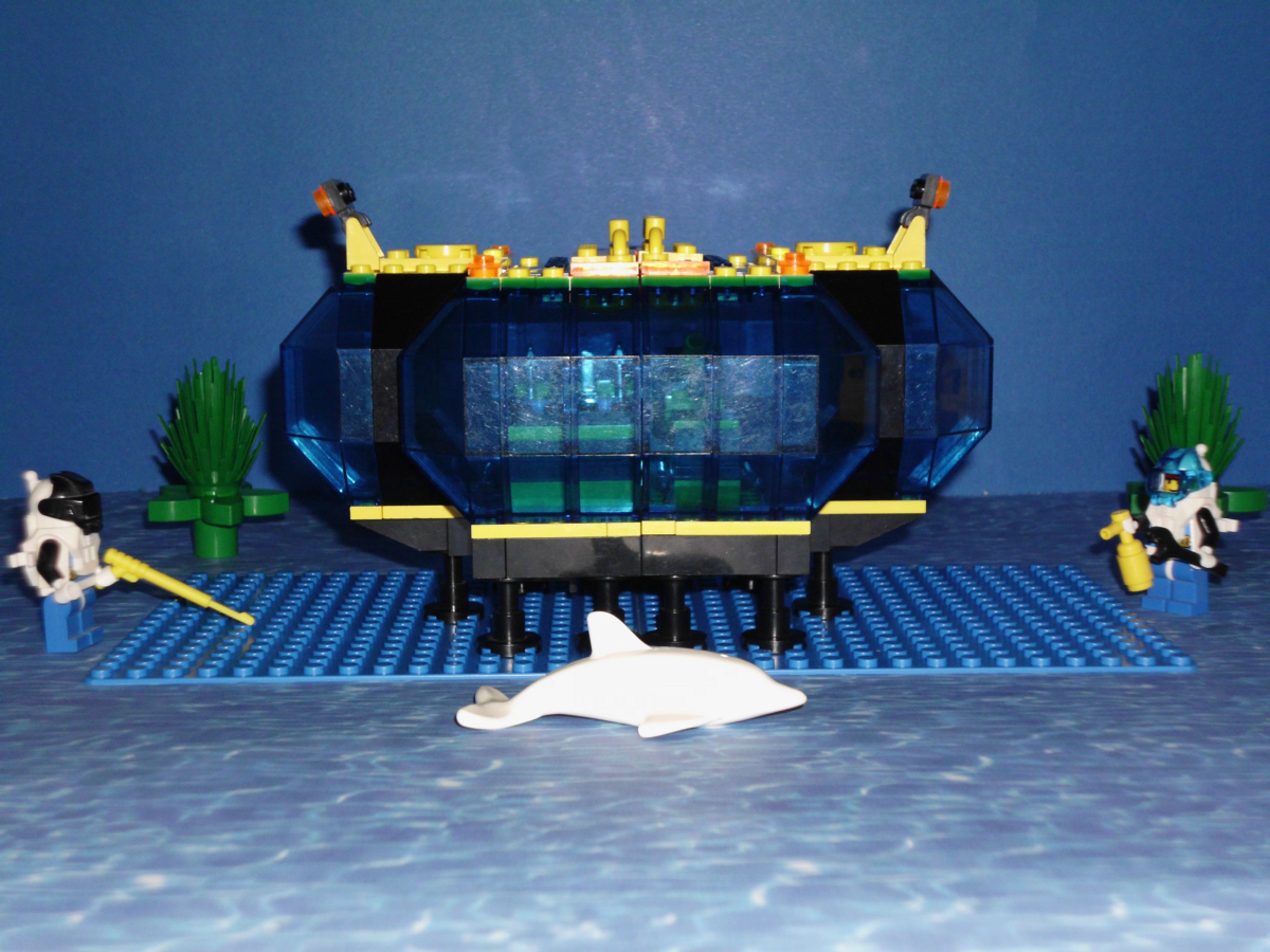 240-deepsearefuge-side.jpg