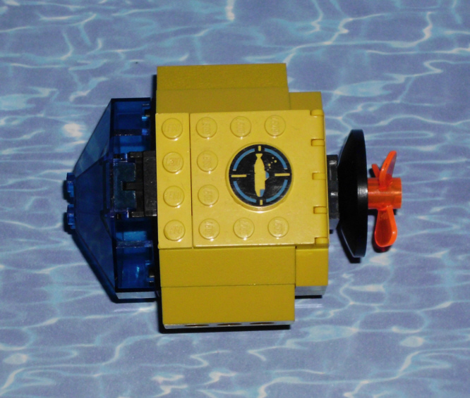 0050-submarinecapsule-top.jpg