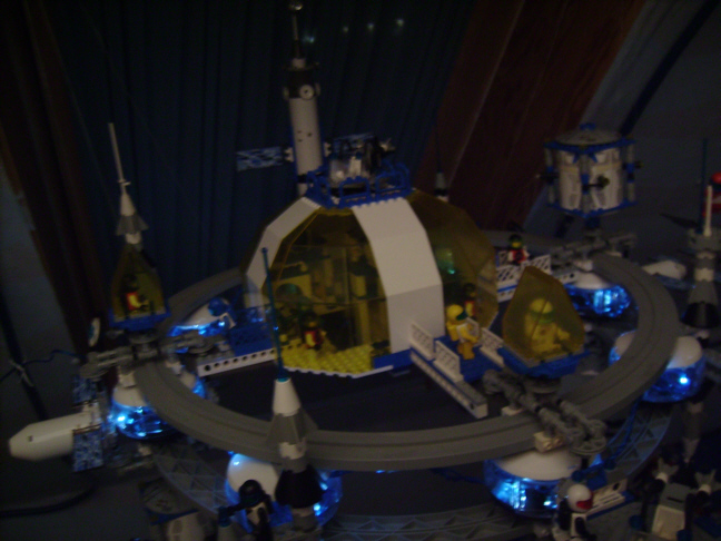 14_spacecenter.jpg
