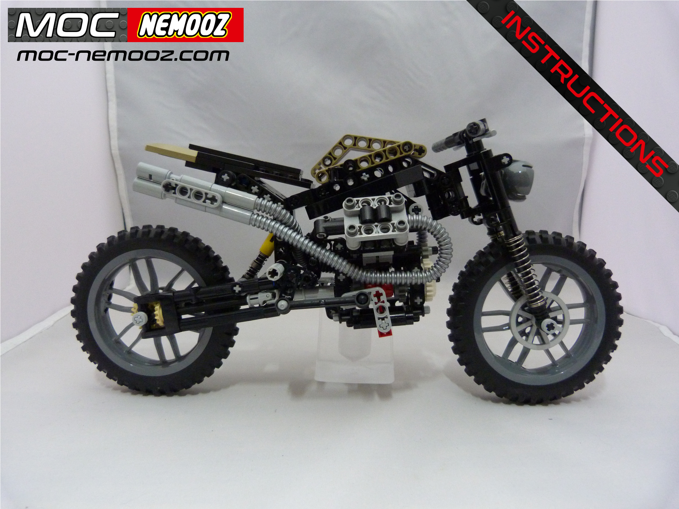 lego-technic_moto_guzzi_scrambler_2_moc-nemooz.com.png
