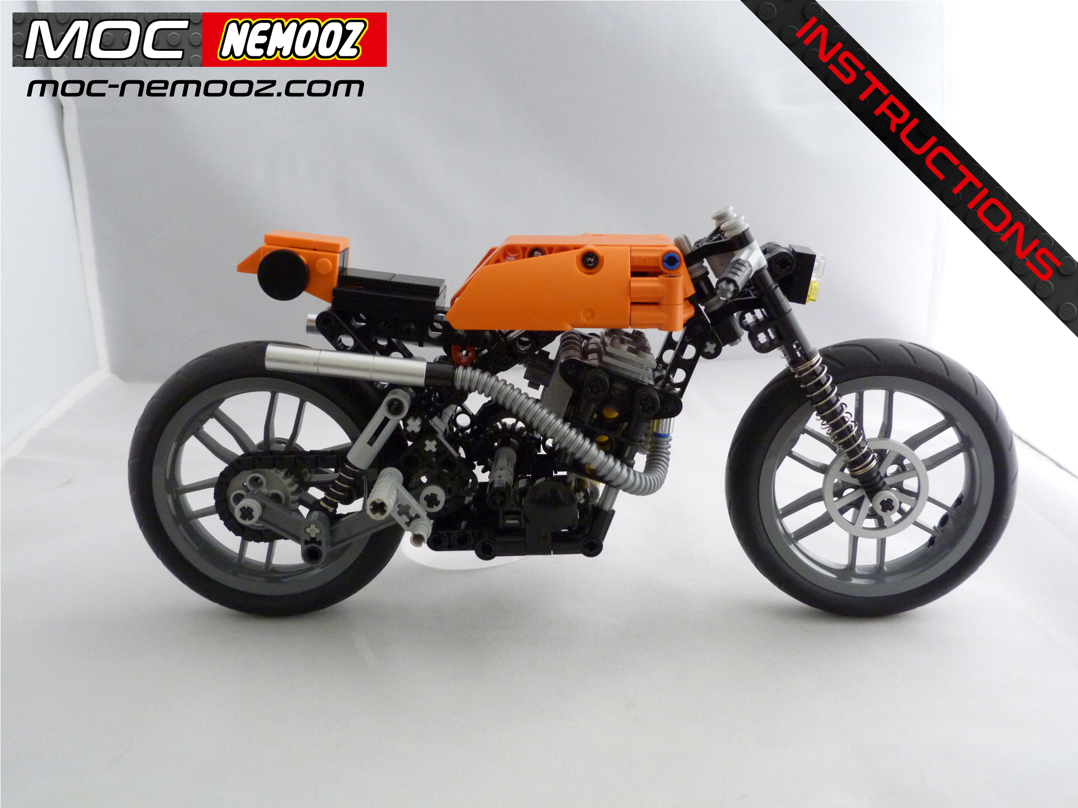 lego-technic_laverda_cafe_racer_1_moc-nemooz.com.png