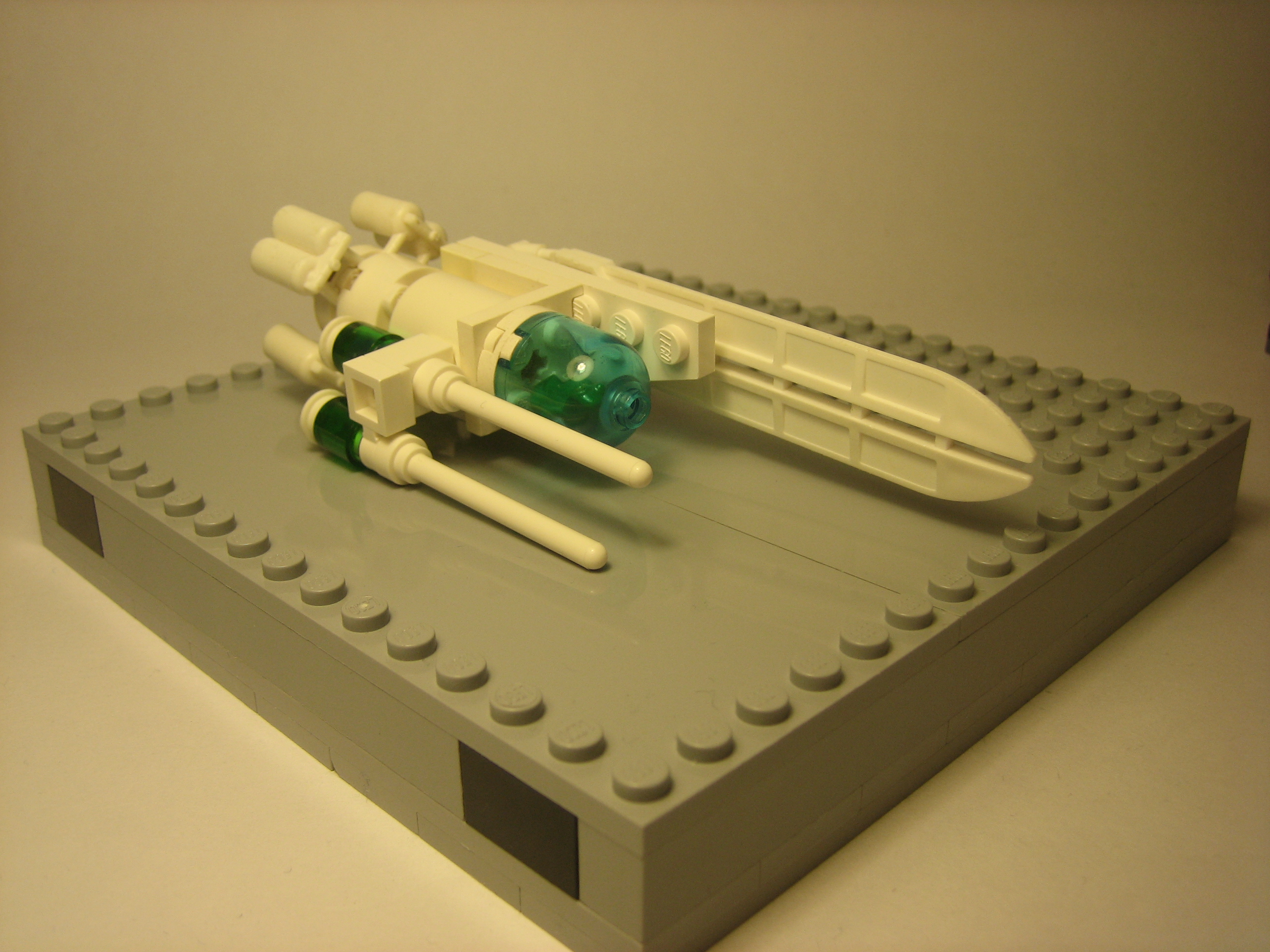 f9-r.jpg