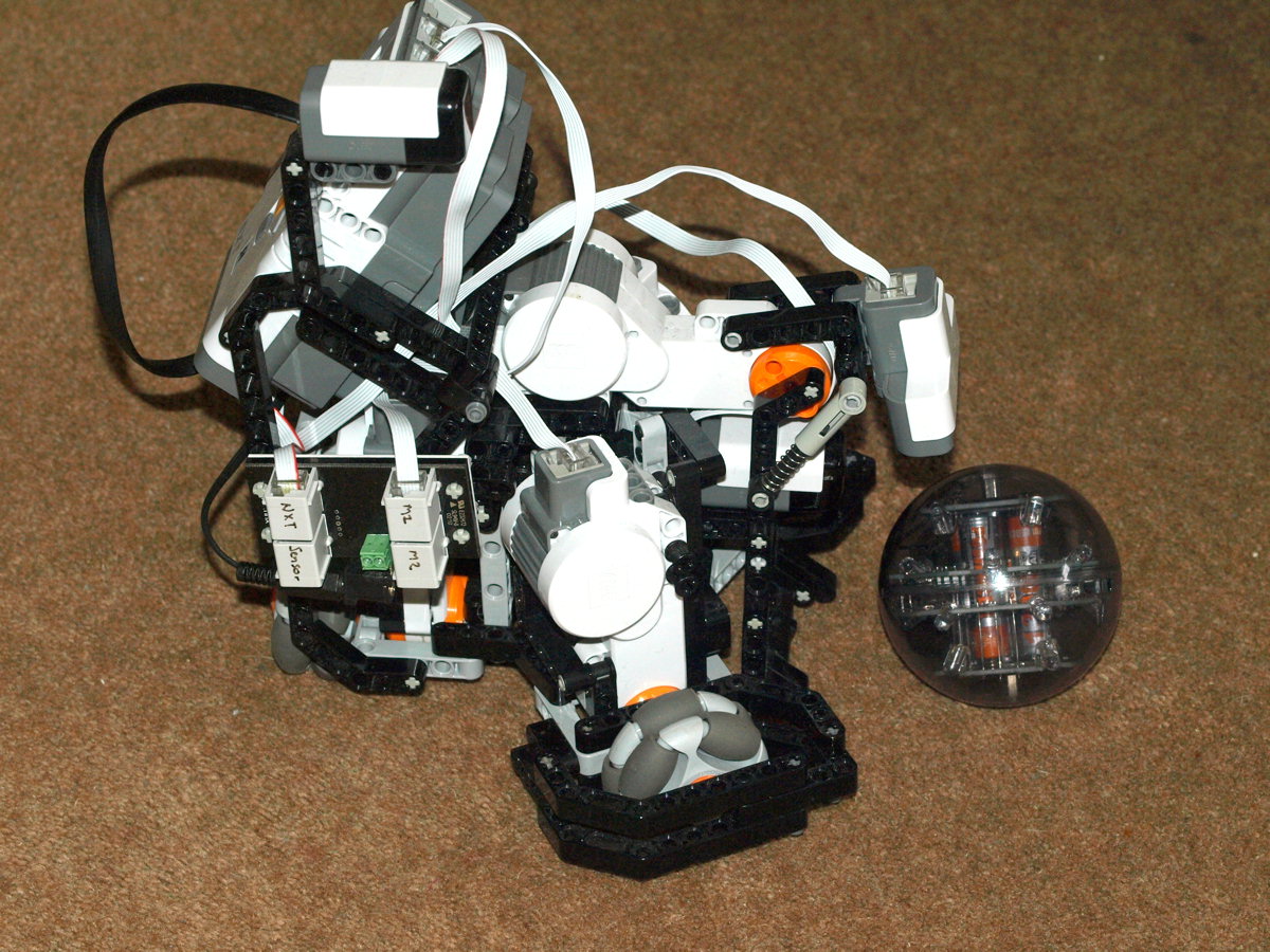 nxtsoccerbot-01.jpg