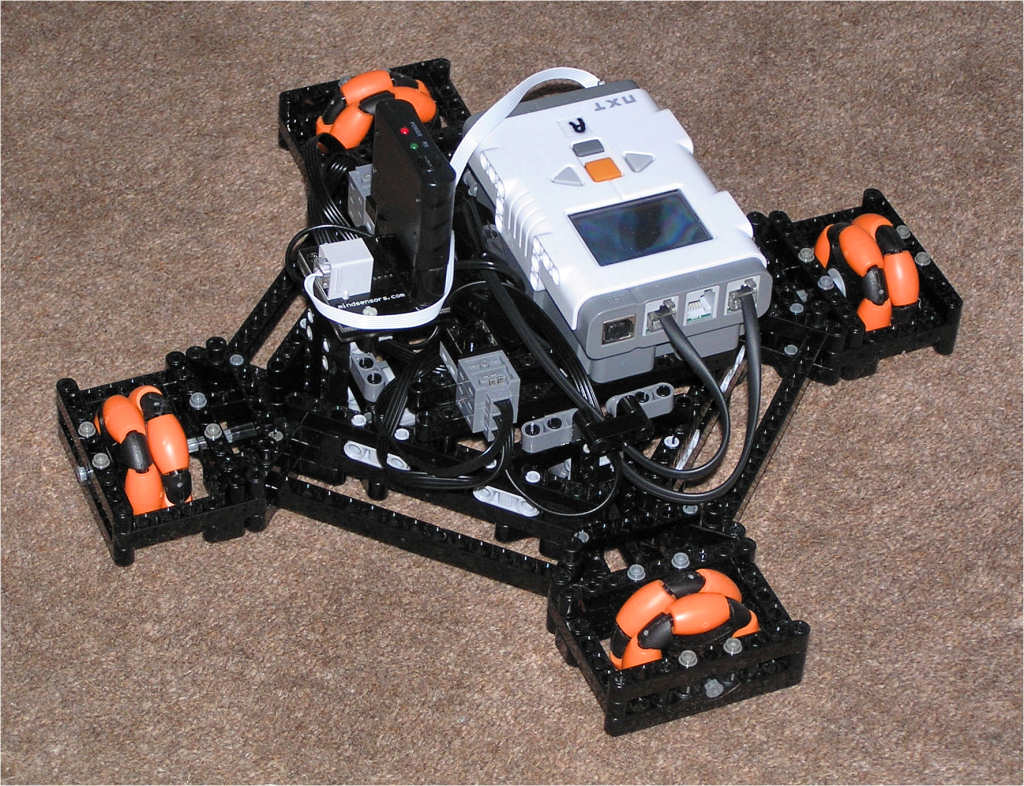 quadomnibot-top-1.jpg