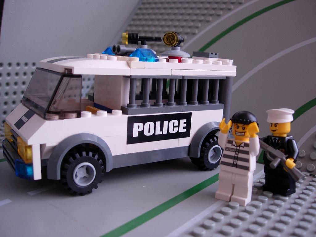 jailtruck.jpg