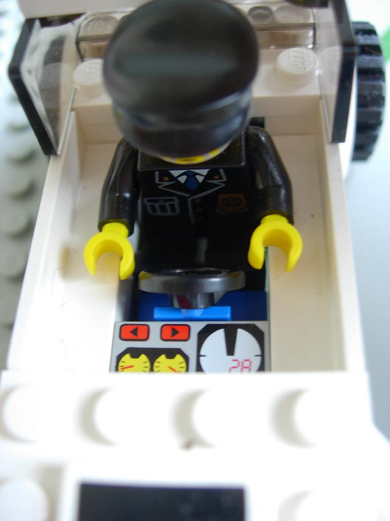 policecar3.jpg