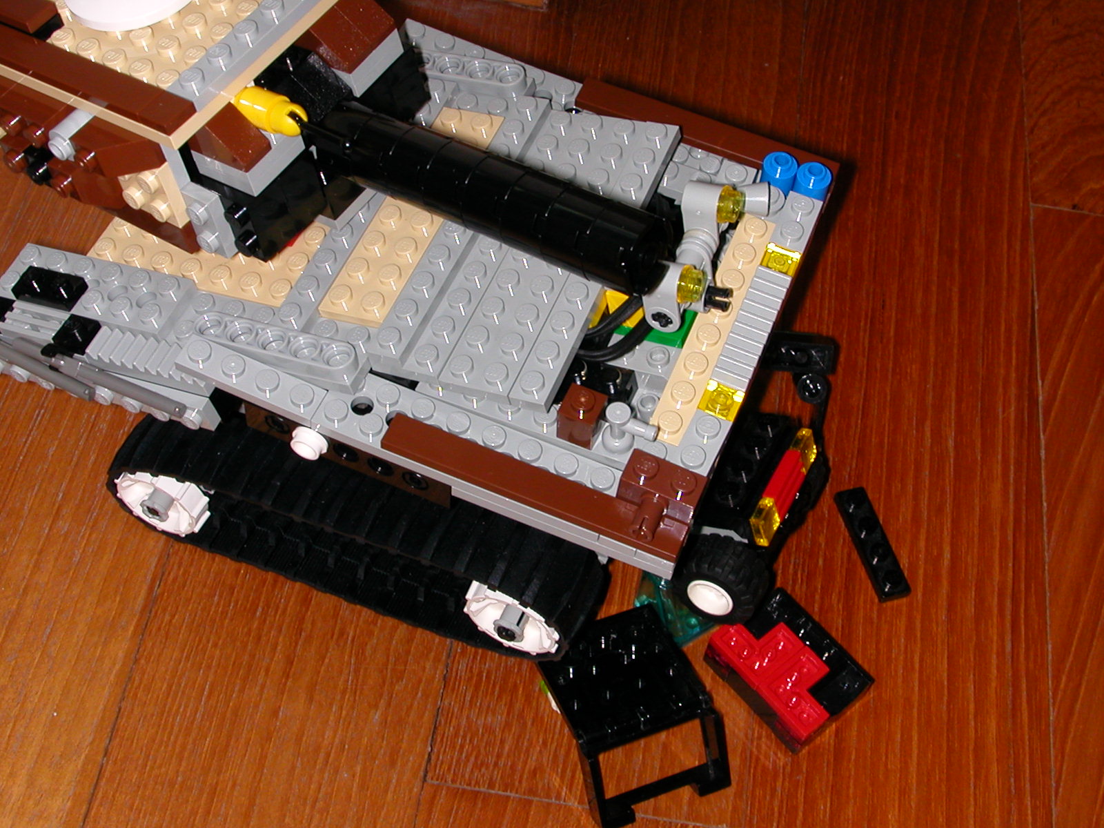 tank2nd3.jpg