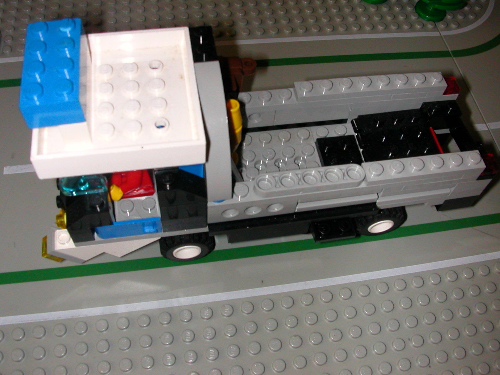 truck1.jpg