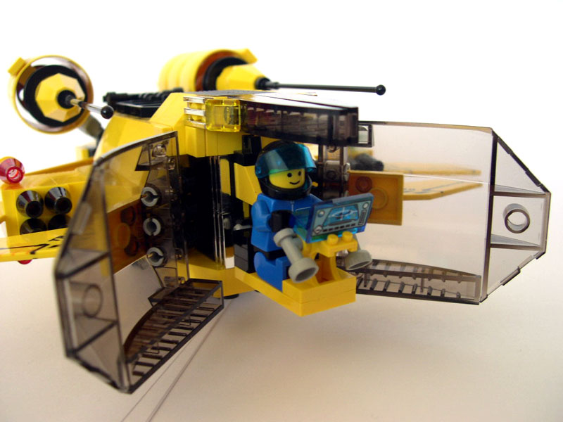 08-cockpit.jpg