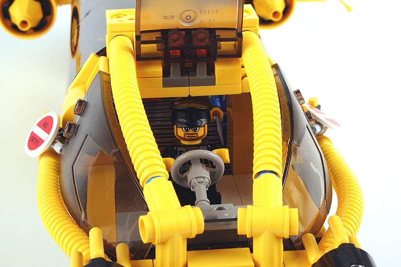 16-mr-bus-driver-man.jpg
