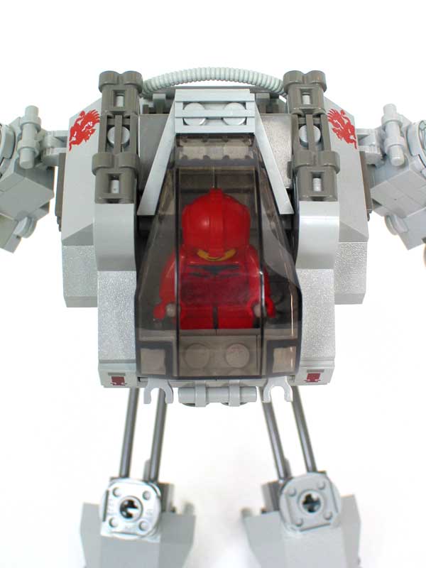 03-griffin-mecha-above.jpg