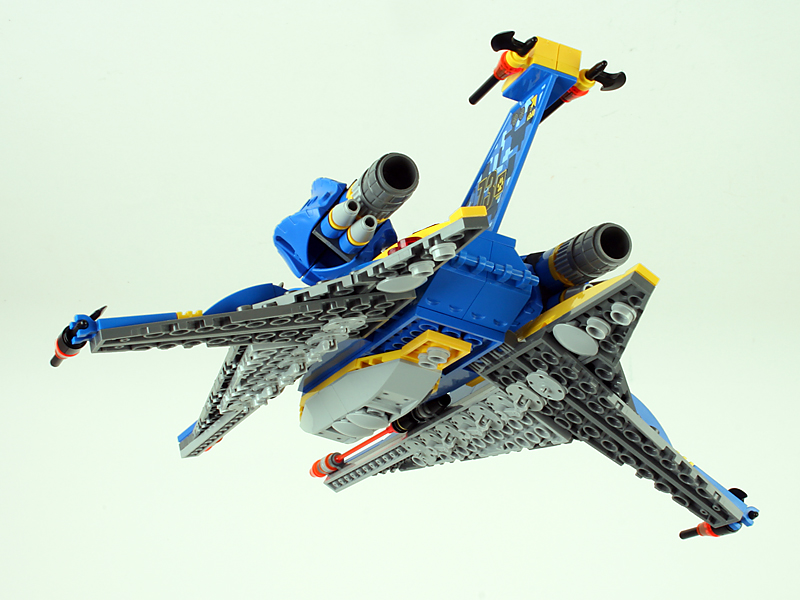 10-rear-under.jpg