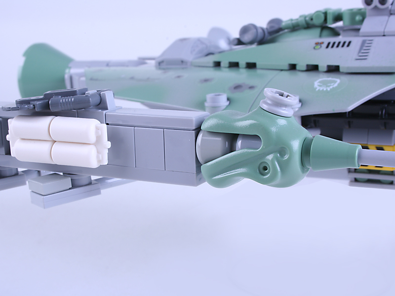13-close-gun.jpg