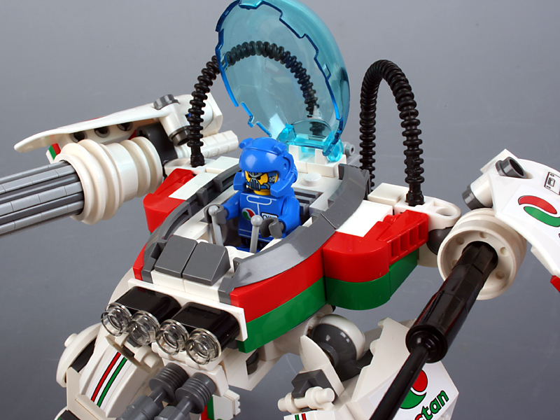 17-cockpit.jpg