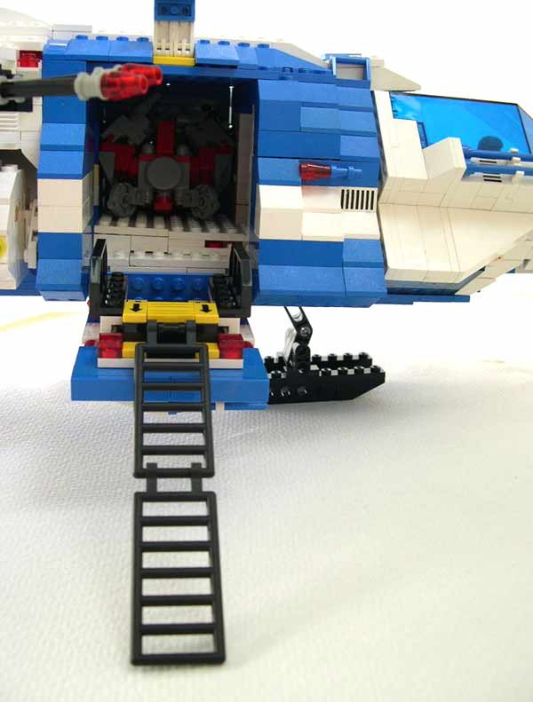 014-door-1-minifig-view.jpg