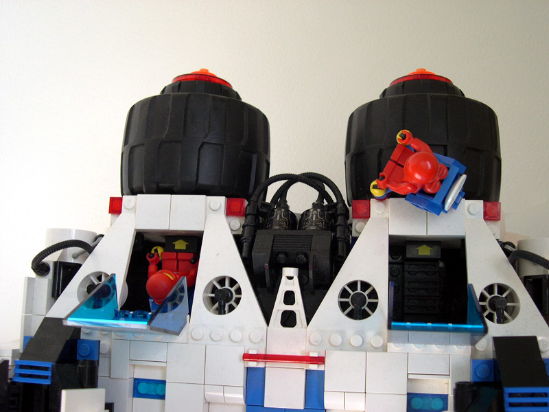 044-rear-open.jpg