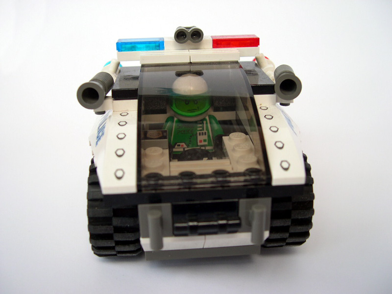 003-car-front.jpg