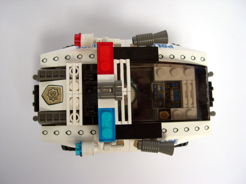007-car-top.jpg