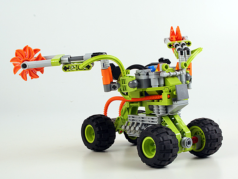 08-rear-left.jpg