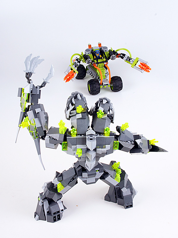 14-hands-in-the-air.jpg