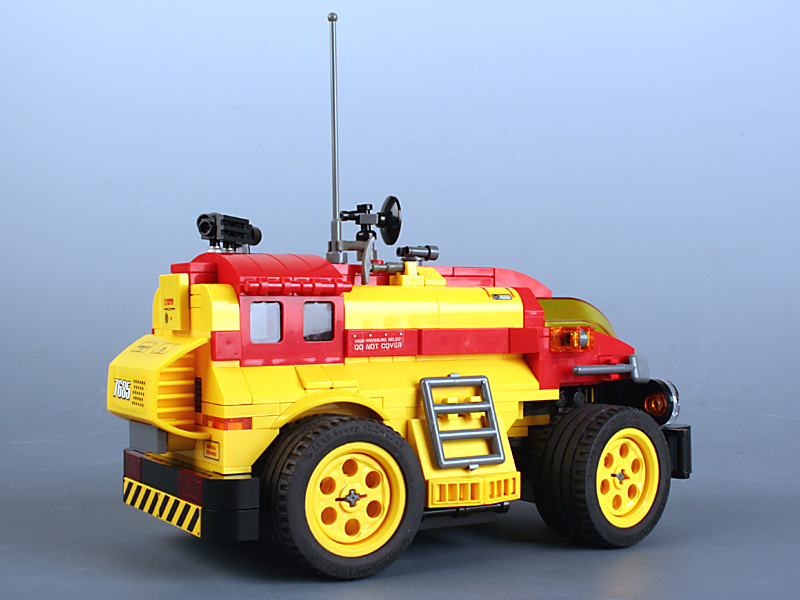 07-low-rear.jpg