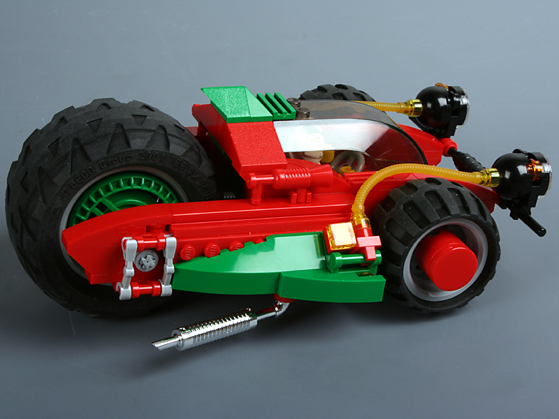 03-right-side.jpg