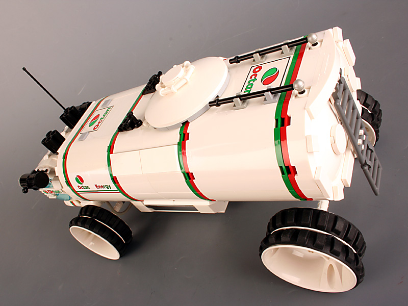 10-rear-top-close.jpg