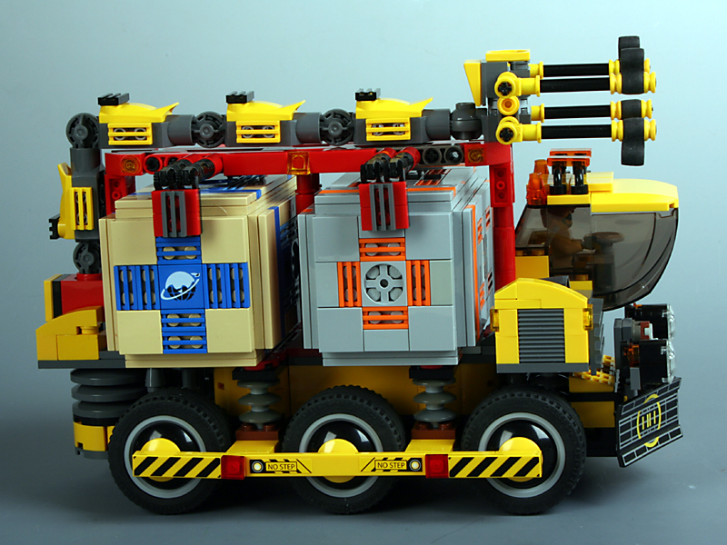 05-right-side.jpg
