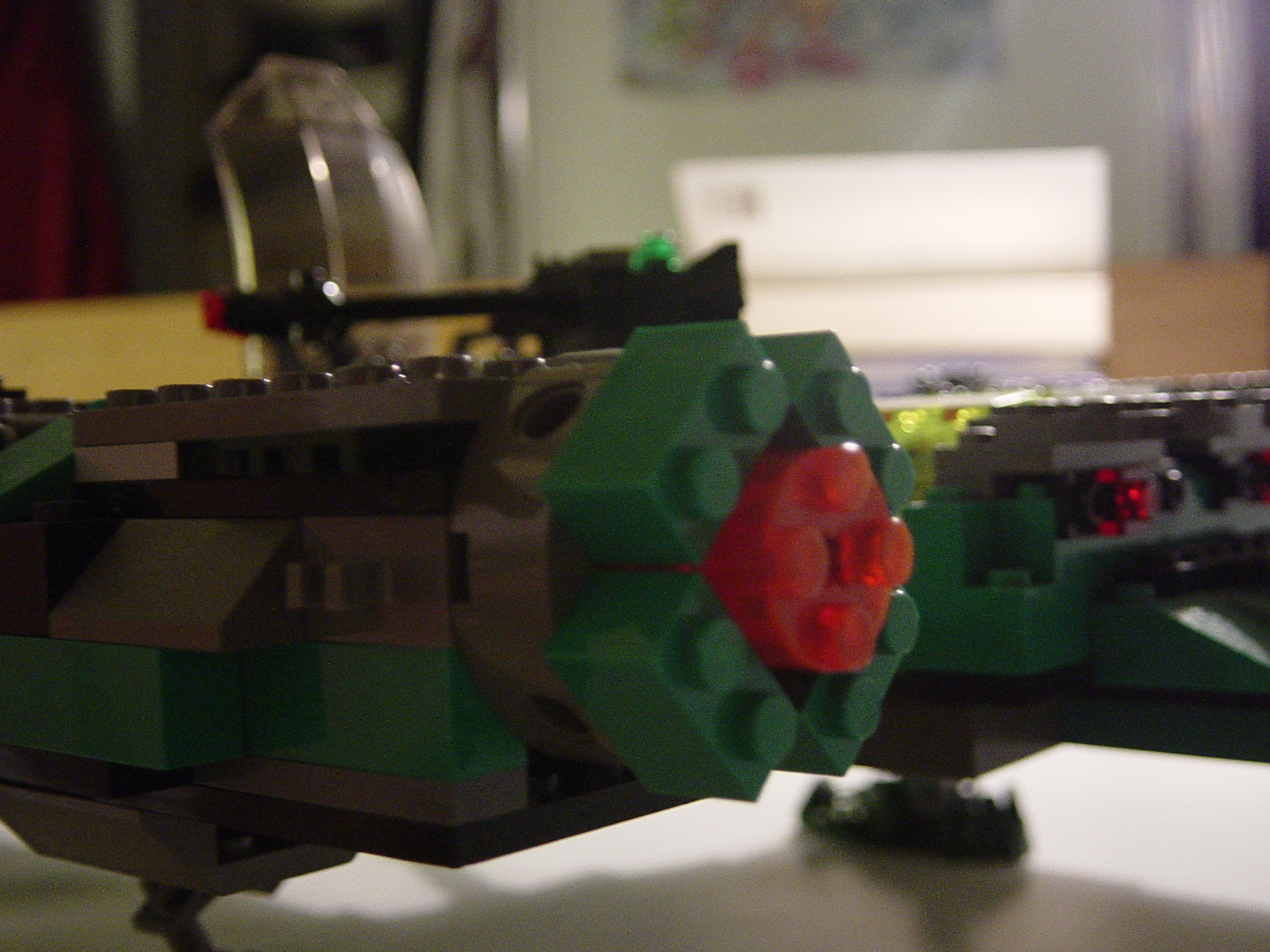 official_guide_to_brick_wars_011.jpg