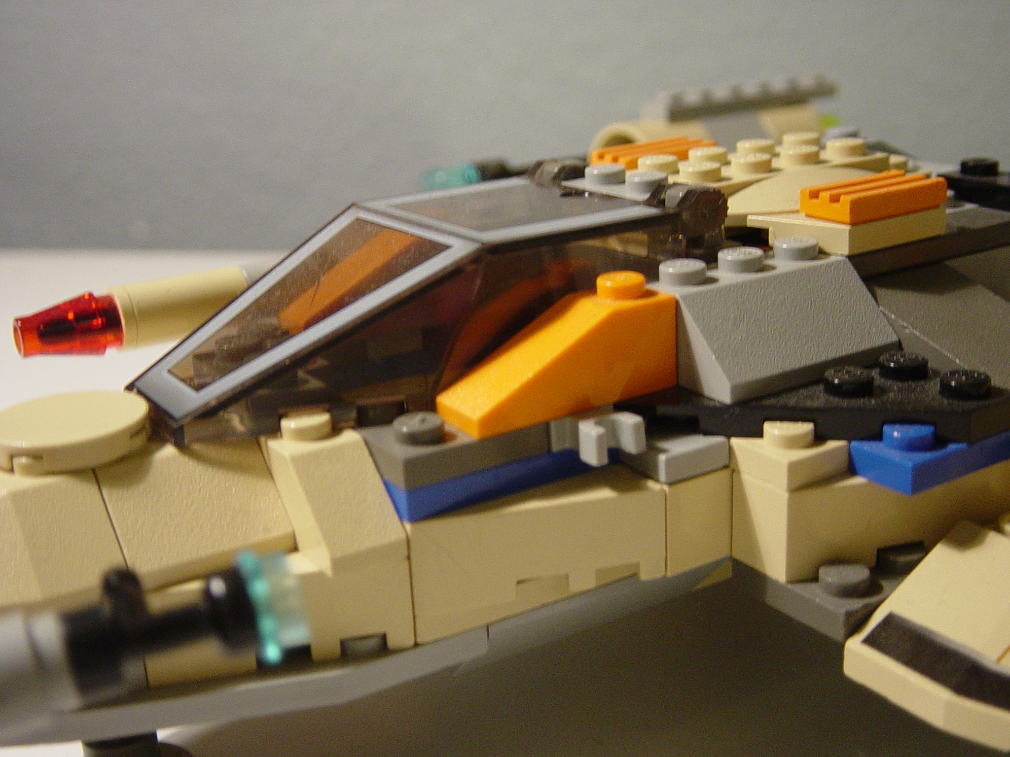 official_guide_to_brick_wars_040.jpg
