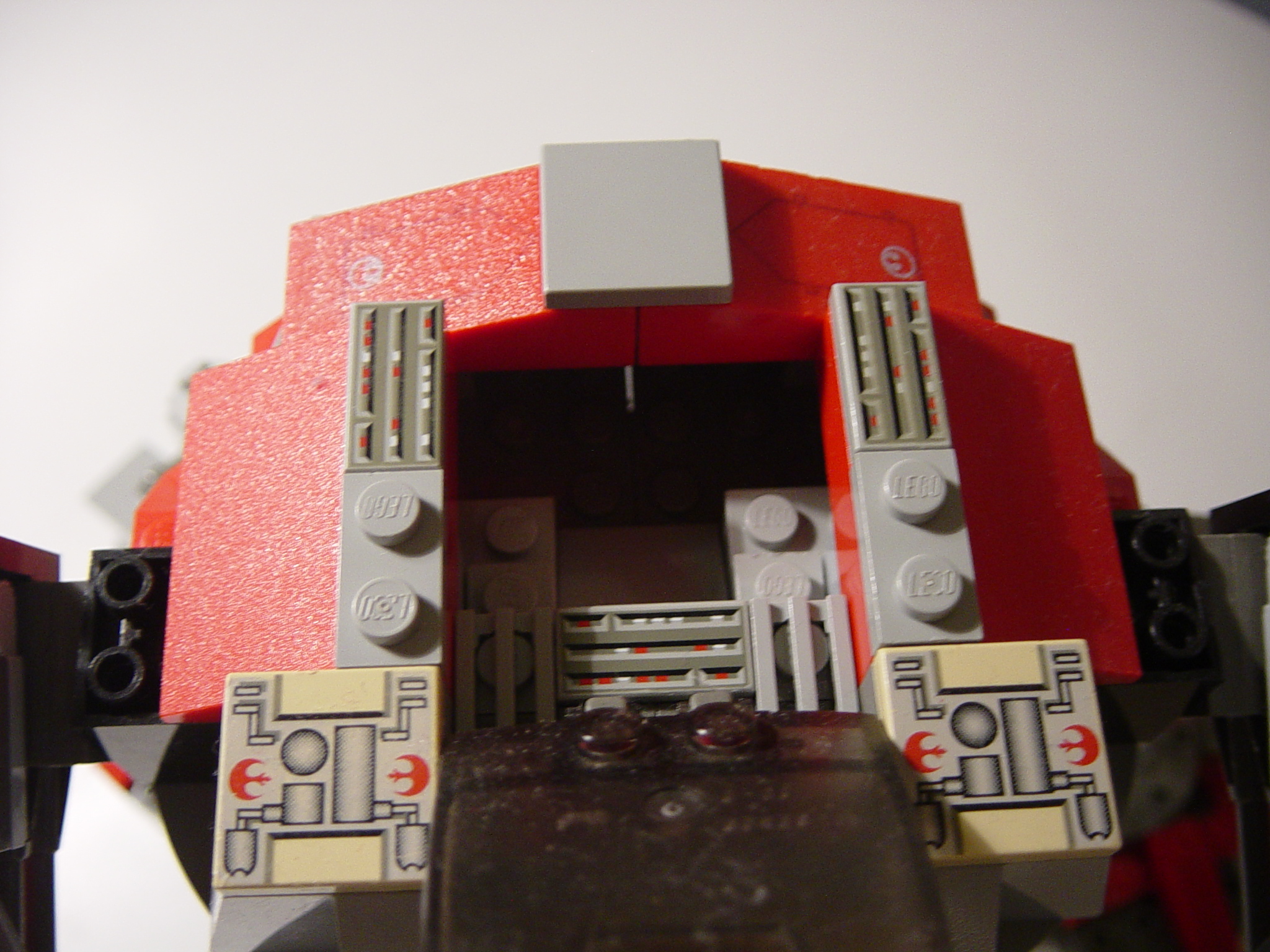 official_guide_to_brick_wars_047.jpg
