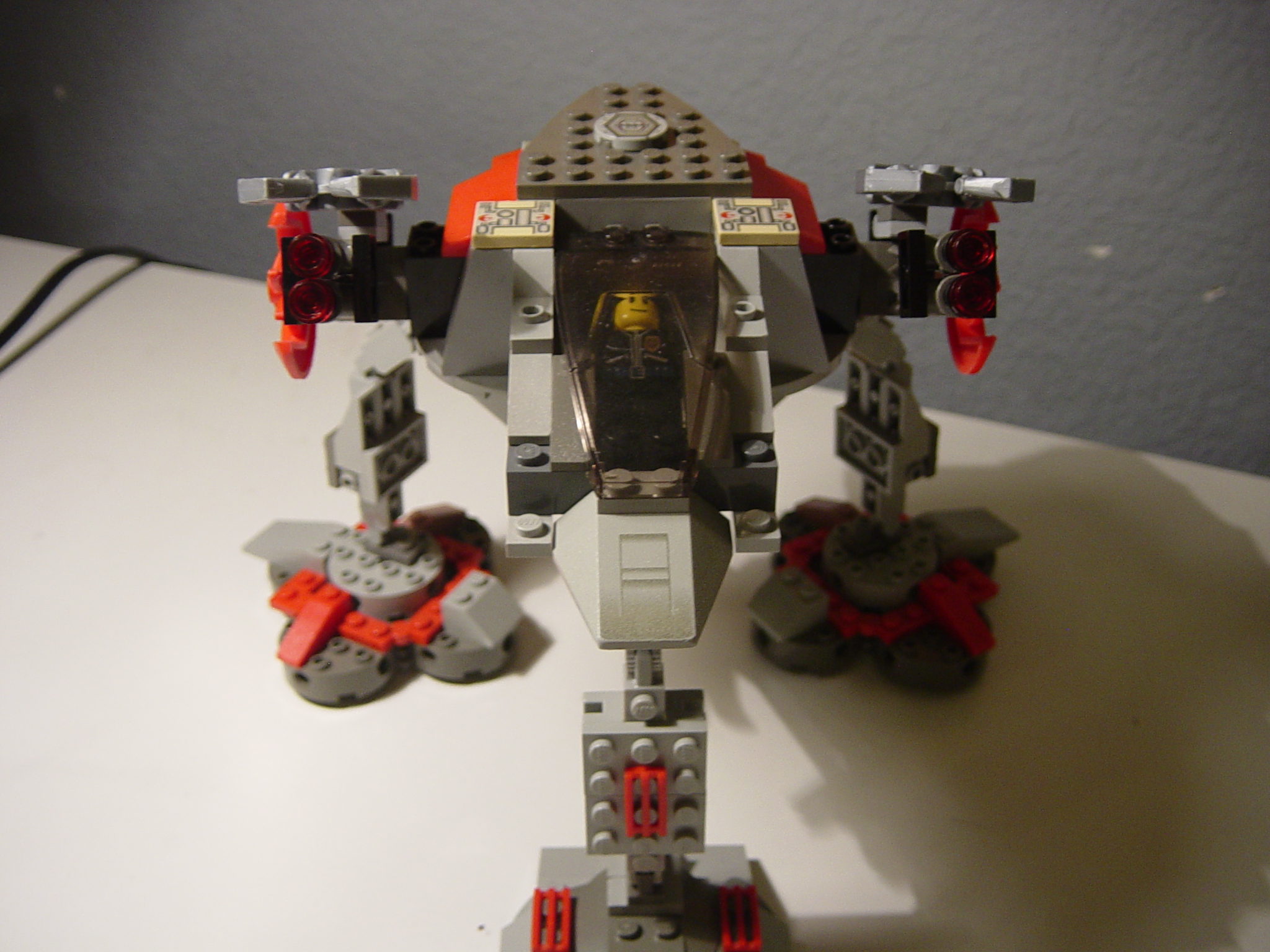 official_guide_to_brick_wars_053.jpg