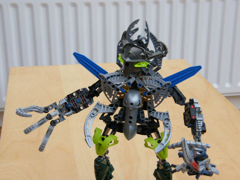 bionicle_guy_5.jpg