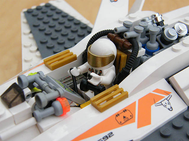 lego_spaceshipa_2.jpg