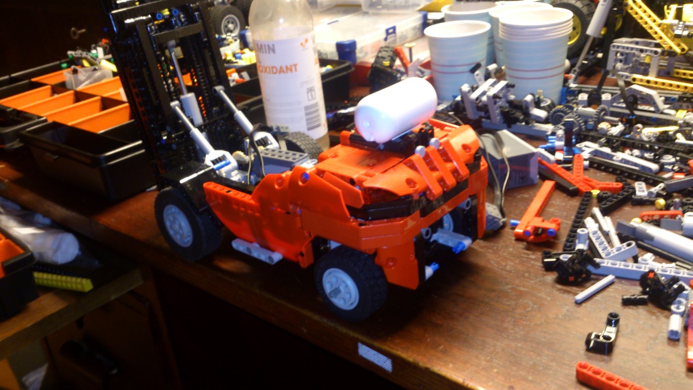 2015_forklift.jpg