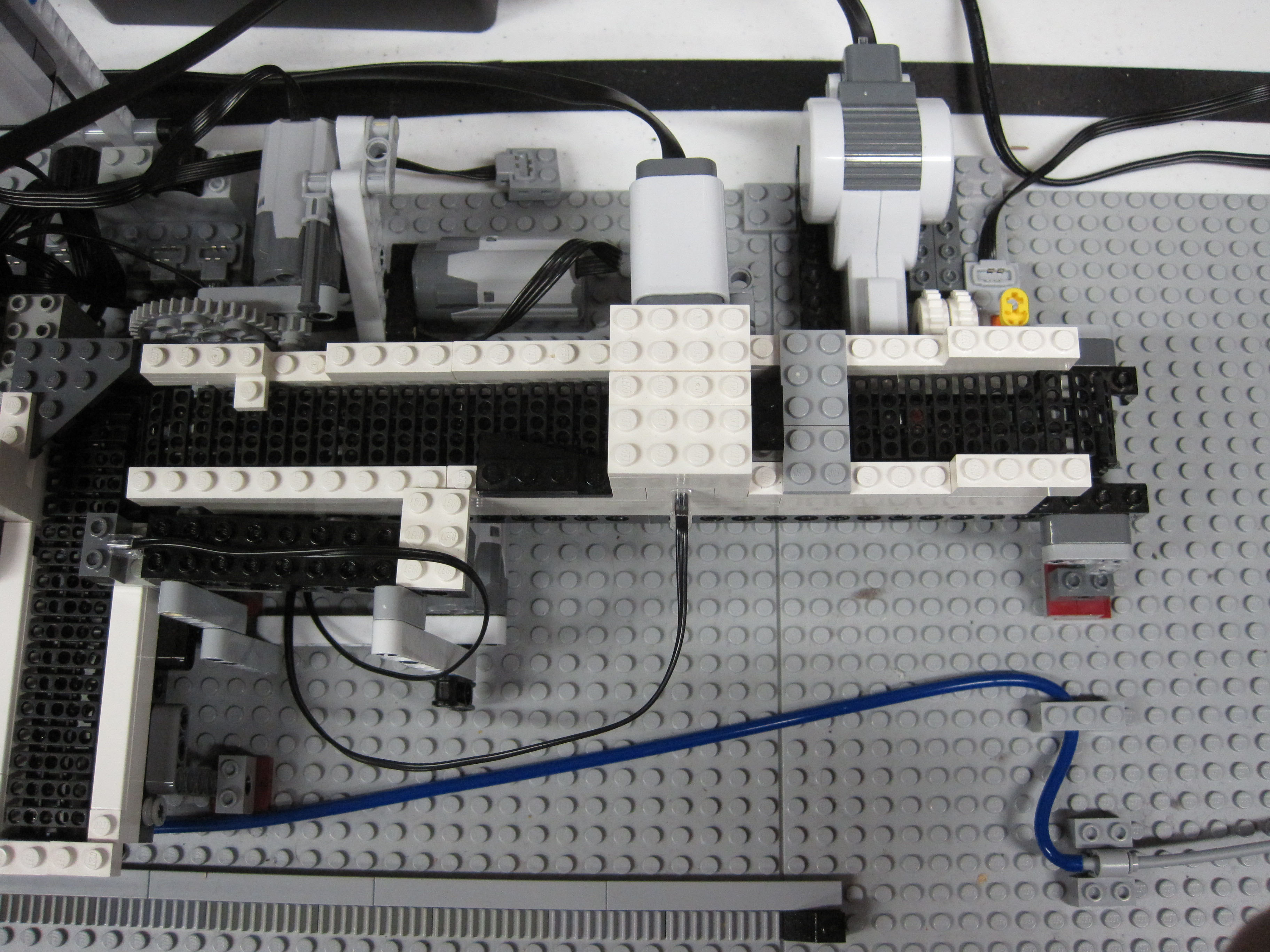bucket_o_bricks_018.jpg