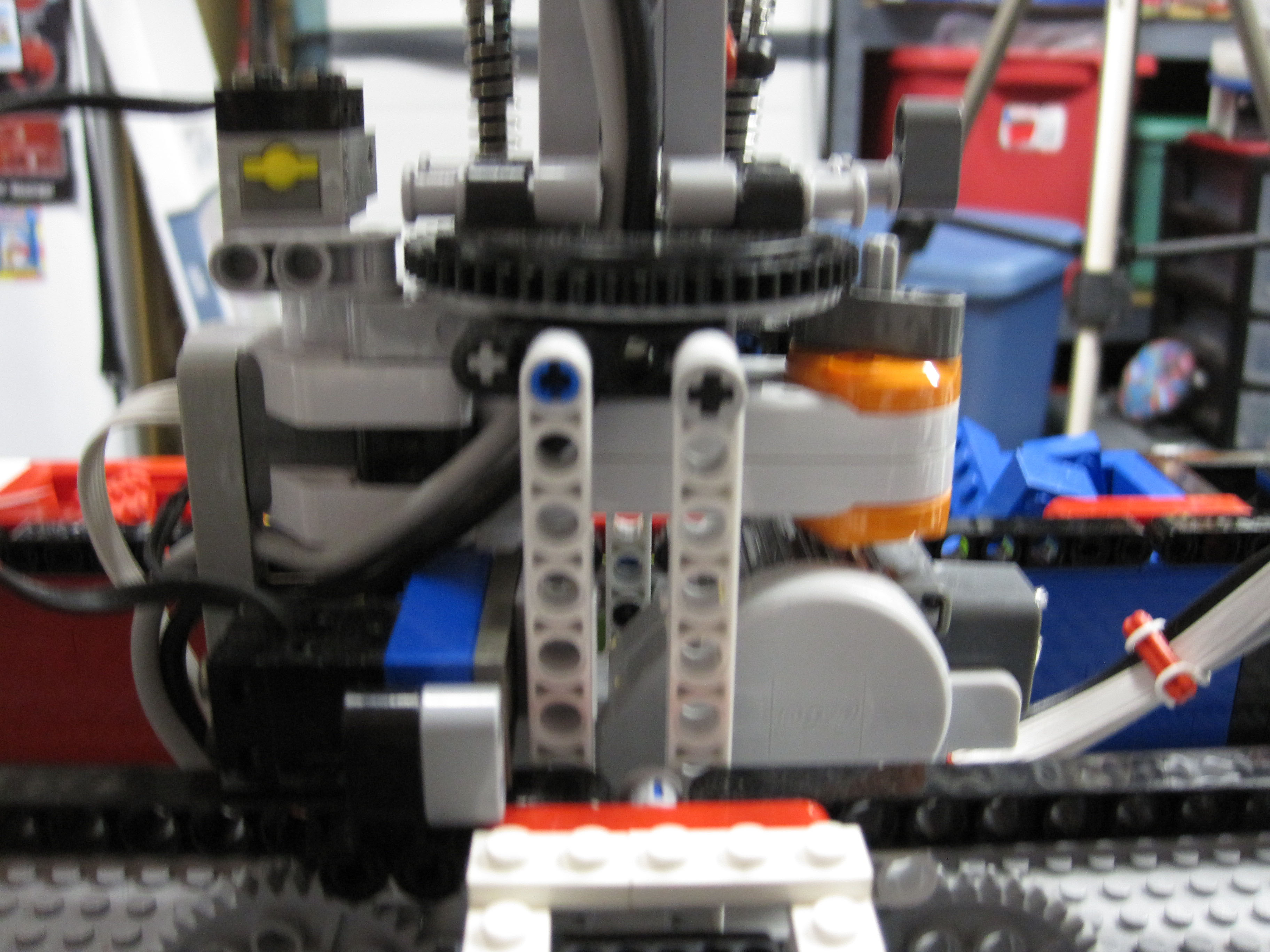 bucket_o_bricks_045.jpg