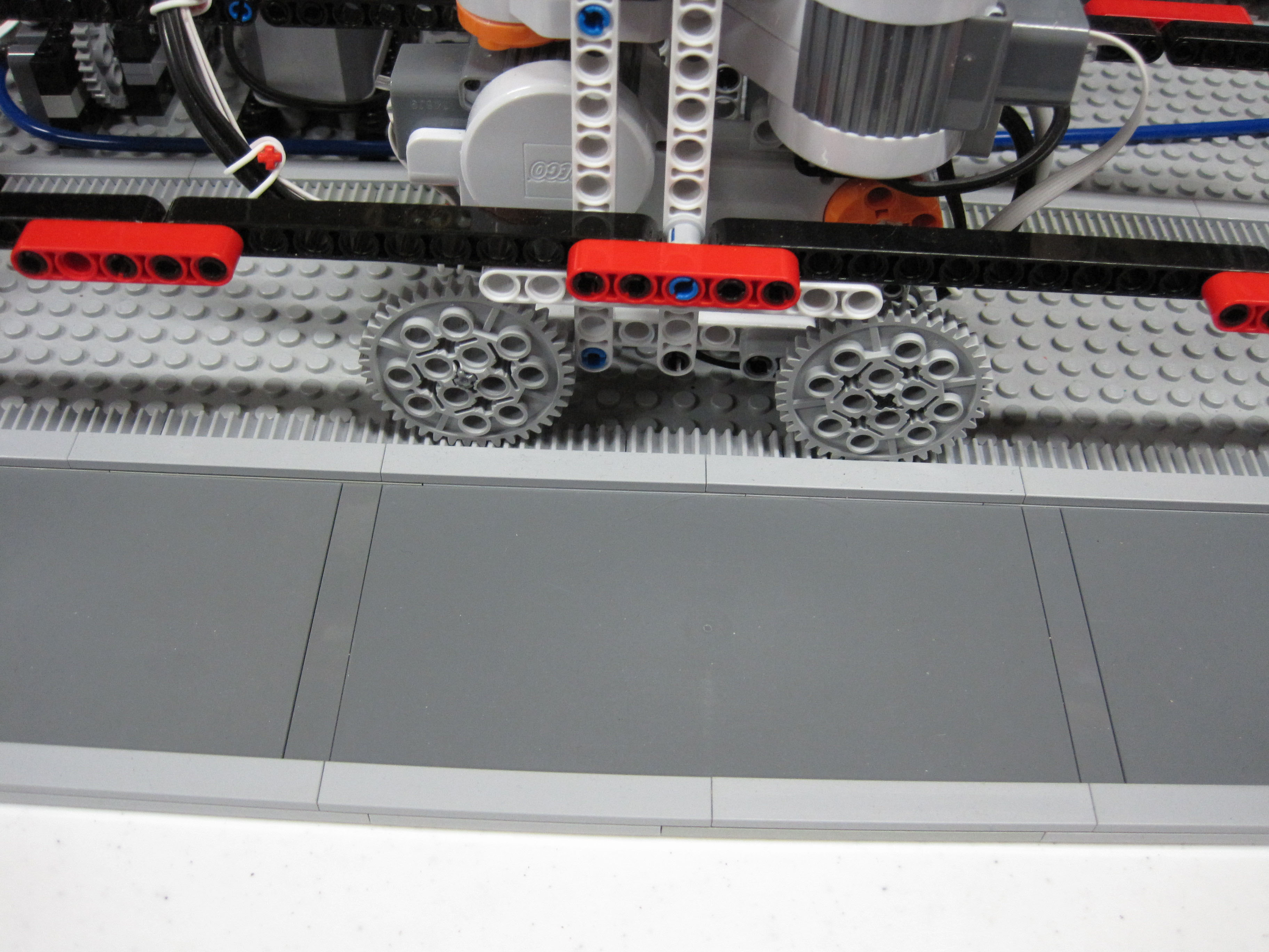 bucket_o_bricks_apart_008.jpg