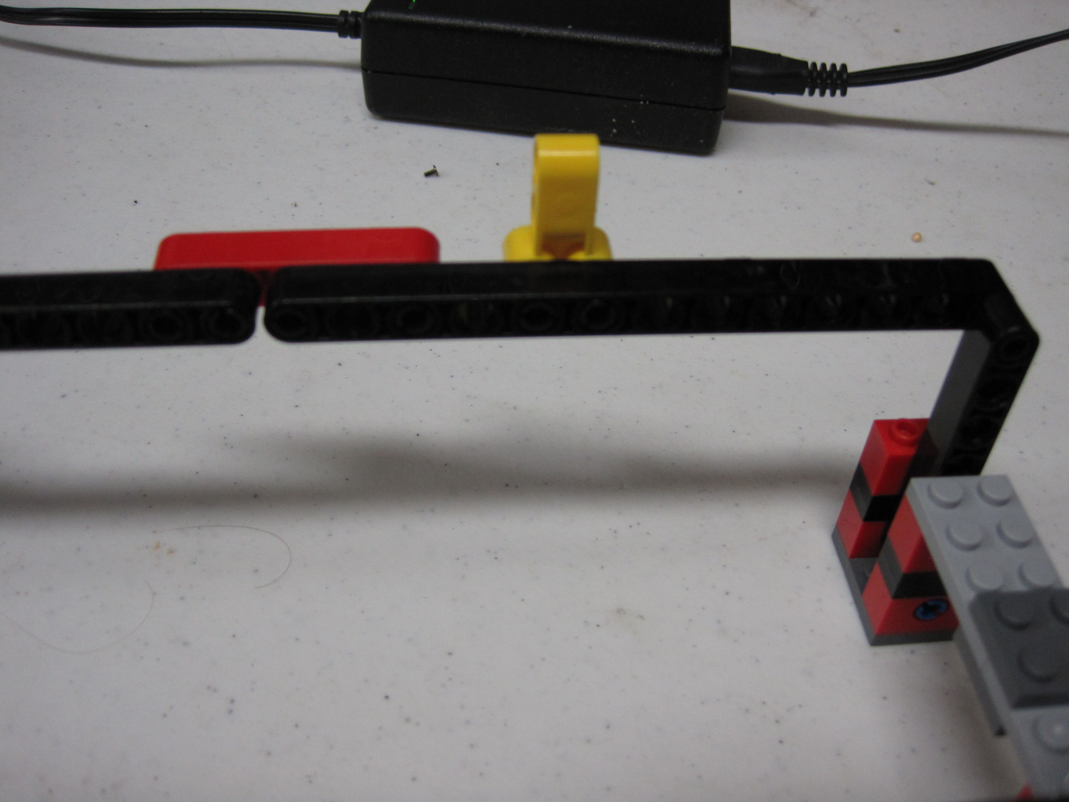 bucket_o_bricks_apart_014.jpg
