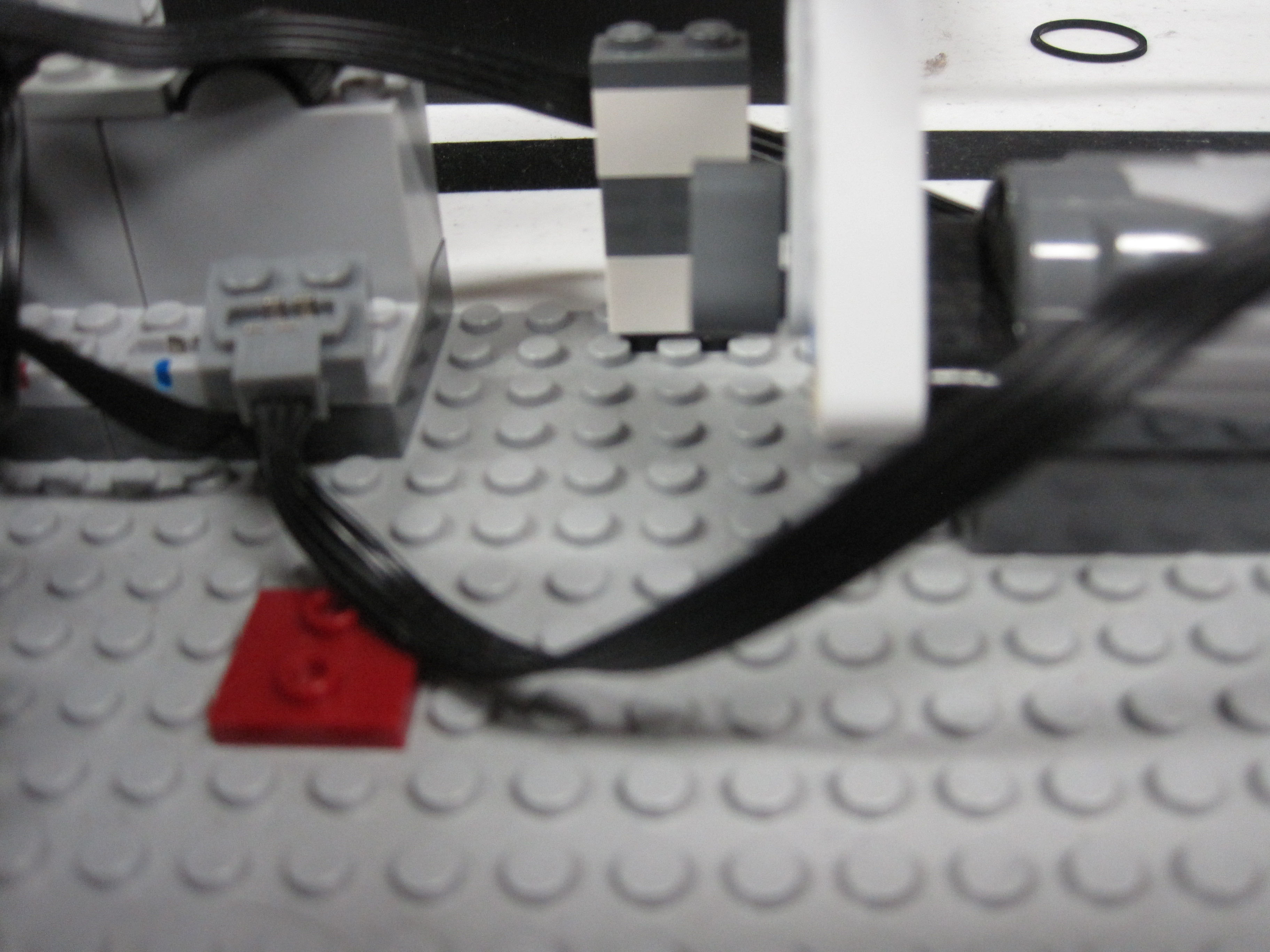 bucket_o_bricks_apart_071.jpg