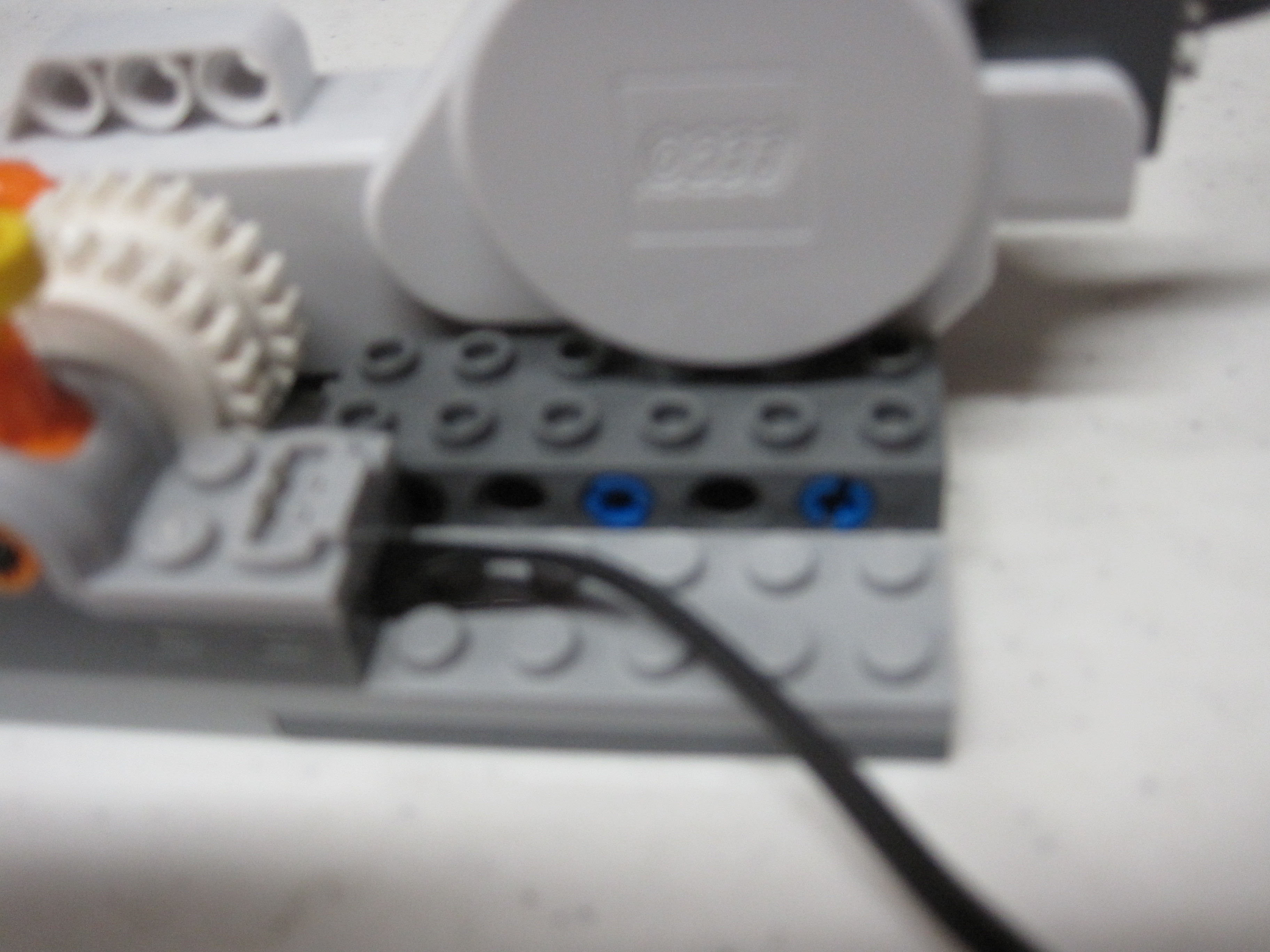bucket_o_bricks_apart_101.jpg