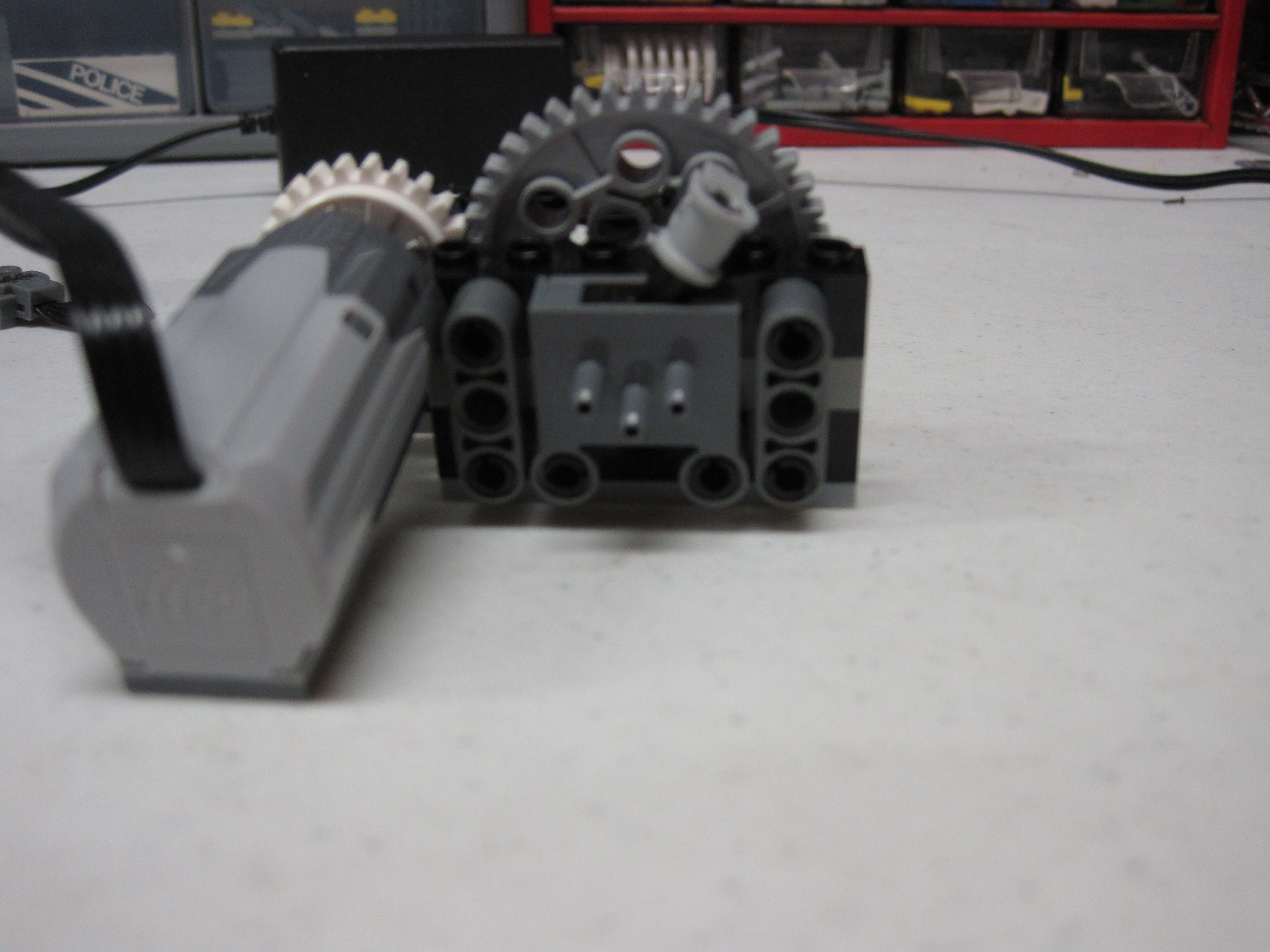 bucket_o_bricks_apart_116.jpg
