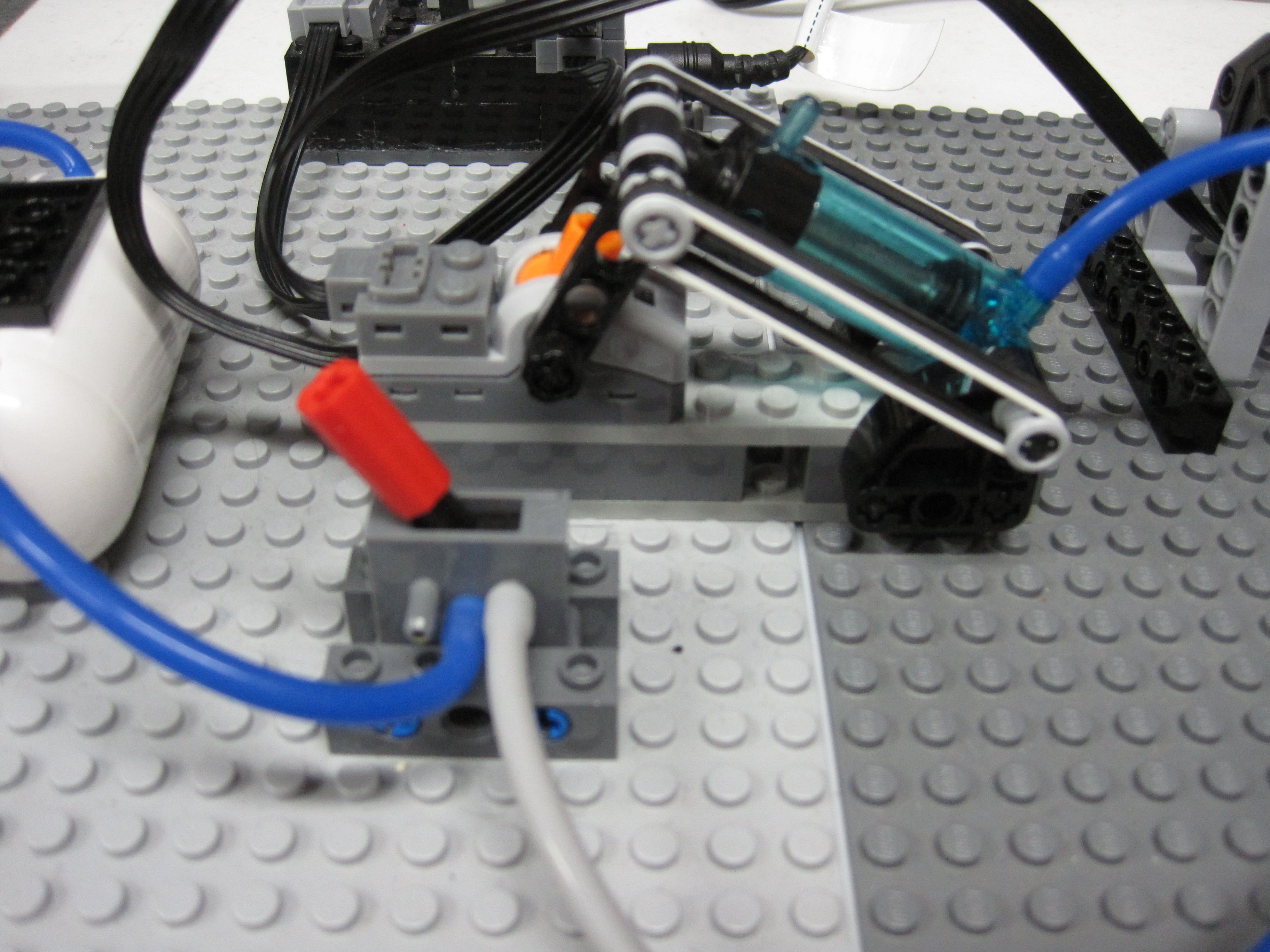 bucket_o_bricks_apart_142.jpg