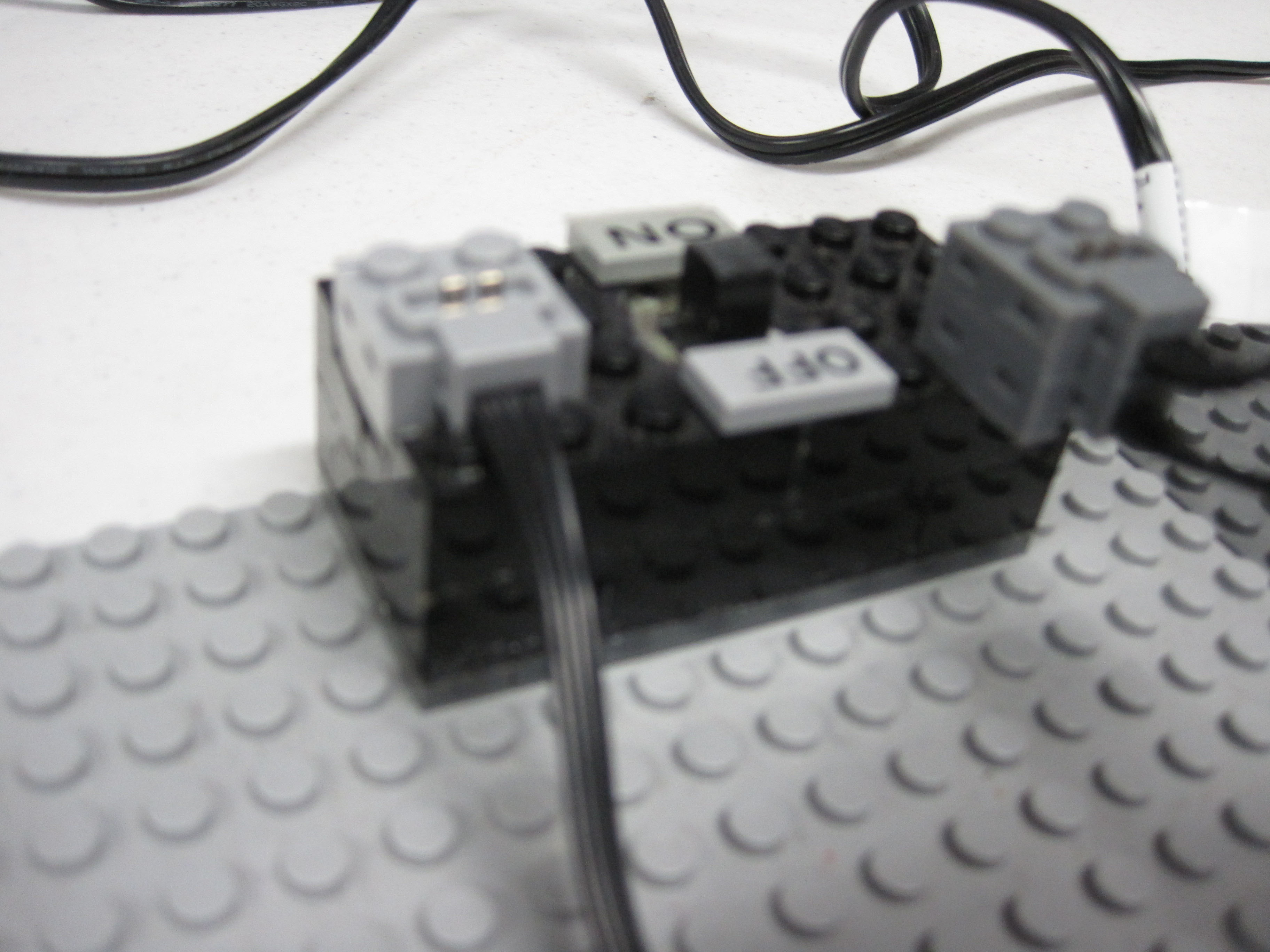bucket_o_bricks_apart_150.jpg